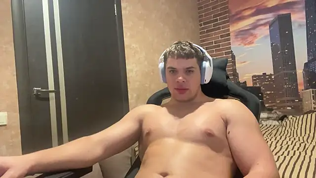 MusclePhantom online show from 12/15/25, 09:52