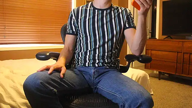 jjjjjfive online show from 06/19/26, 01:54