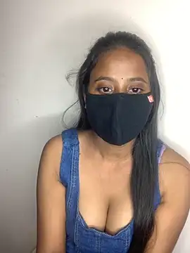 Priya baby0 online show from 10/26/25, 06:58