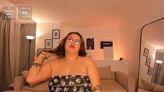 Laureen se online show from 09/20/25, 05:30