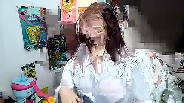 Moonlight-23 online show from 10/10/25, 06:56