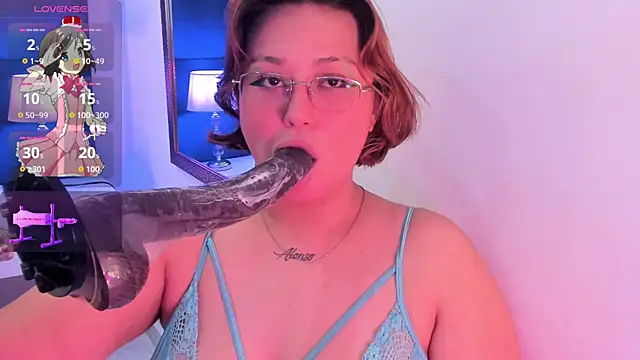 isa grey  online show from 10/15/25, 04:12