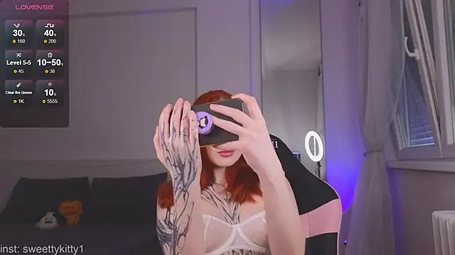 sweettykitty online show from 04/26/26, 01:42
