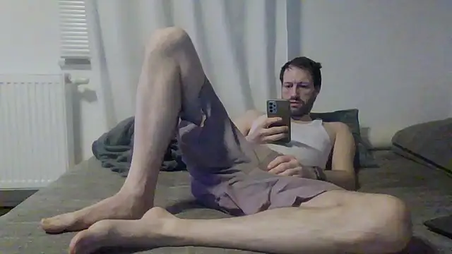 Snapshot of XLBarehengst chatting on 02/02/26, 05:33 XLBarehengst online show from 02/02/26, 05:33