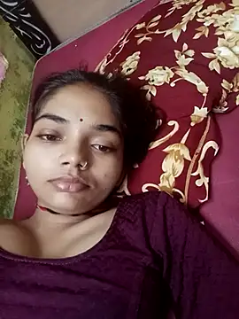 Snapshot of Hitsda chatting on 09/23/25, 12:13 Hitsda online show from 09/23/25, 12:13