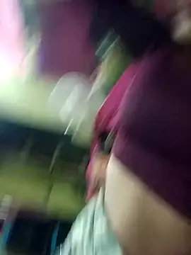 Snapshot of Hitsda chatting on 10/07/25, 11:24 Hitsda online show from 10/07/25, 11:24