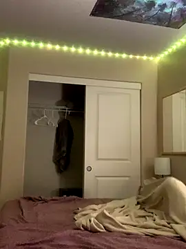 shakeweight online show from 11/06/25, 07:31