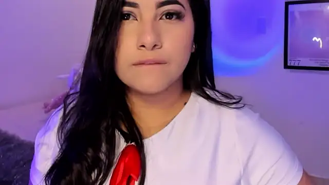 megancartter  online show from 12/01/25, 12:43