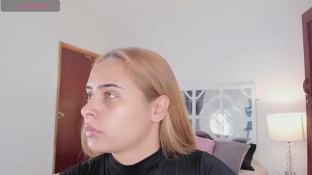 MikaelaStone online show from 10/15/25, 12:05