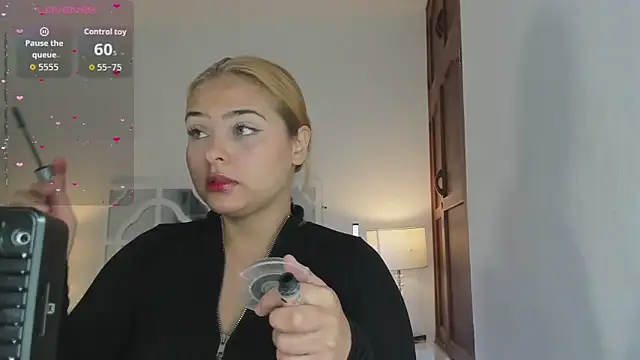 MikaelaStone online show from 02/22/26, 09:41