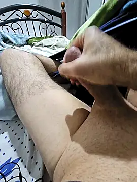 Snapshot of fena-sikerimmm chatting on 11/29/25, 12:46 fena-sikerimmm online show from 11/29/25, 12:46