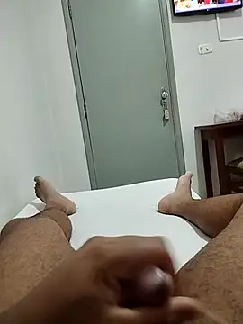 Snapshot of bls356 chatting on 11/01/25, 05:15 bls356 online show from 11/01/25, 05:15