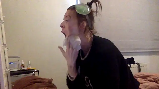 Bellababexox online show from 05/13/26, 04:59