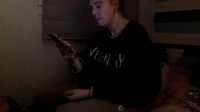 Bellababexox online show from 05/15/26, 11:01