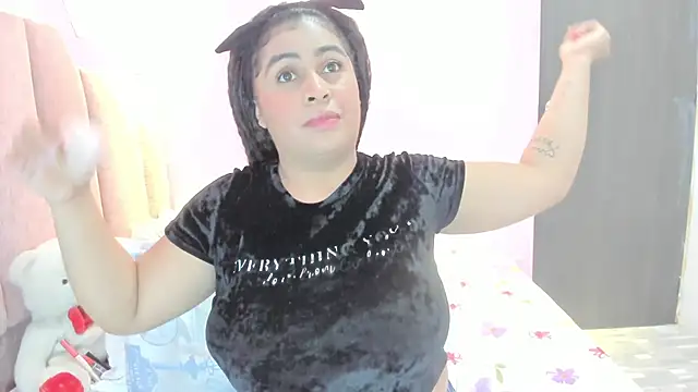 AndreaSweet2 online show from 10/15/25, 07:47