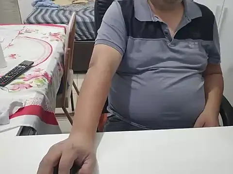 Snapshot of WanMenBez chatting on 11/01/25, 12:23 WanMenBez online show from 11/01/25, 12:23