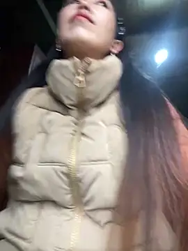 Snapshot of Huong-Ly chatting on 03/13/26, 03:24 Huong-Ly online show from 03/13/26, 03:24