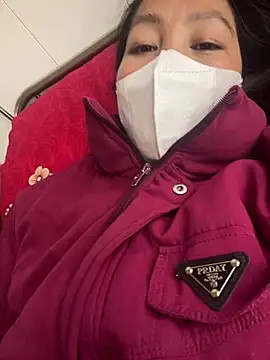 Snapshot of Huong-Ly chatting on 03/19/26, 03:54 Huong-Ly online show from 03/19/26, 03:54