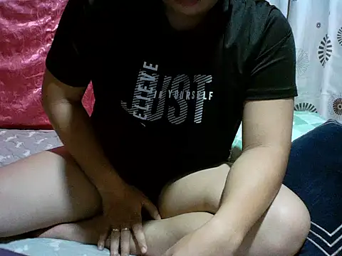 Snapshot of alhex_gay26 chatting on 02/11/26, 12:54 alhex gay26 online show from 02/11/26, 12:54