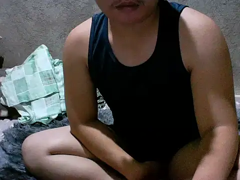 Snapshot of alhex_gay26 chatting on 03/11/26, 02:12 alhex gay26 online show from 03/11/26, 02:12