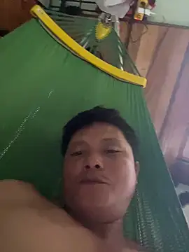 hotboy2x online show from 04/25/26, 05:10