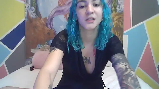 Snapshot of peetitefairy chatting on 10/07/25, 04:31 peetitefairy online show from 10/07/25, 04:31