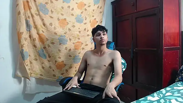 alice julls online show from 06/02/26, 07:16