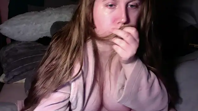 Missmissymee online show from 10/25/25, 07:08