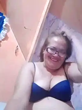 vickyhot1966 online show from 06/17/26, 07:59