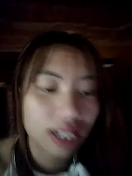 Snapshot of Dung-Thao19 chatting on 10/08/25, 05:27 Dung-Thao19 online show from 10/08/25, 05:27