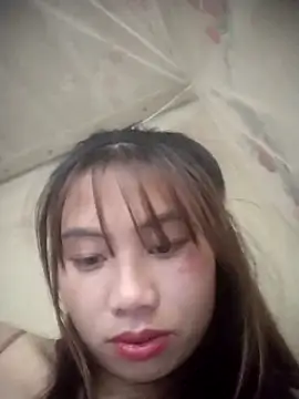 Snapshot of Dung-Thao19 chatting on 10/09/25, 10:19 Dung-Thao19 online show from 10/09/25, 10:19