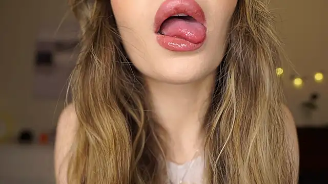 Snapshot of GeorginaHarn chatting on 02/17/26, 08:11 GeorginaHarn online show from 02/17/26, 08:11