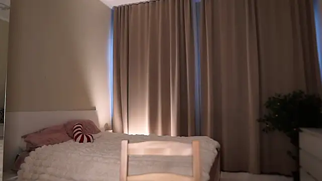 Snapshot of GeorginaHarn chatting on 02/27/26, 08:03 GeorginaHarn online show from 02/27/26, 08:03