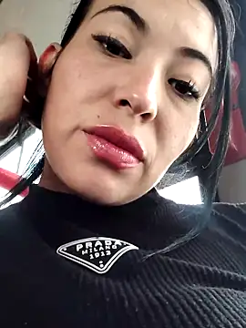 angelicroose2 online show from 11/28/25, 08:22