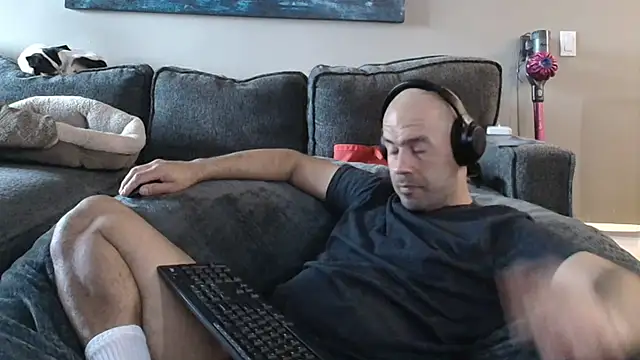 LeeCox online show from 02/04/25, 05:55