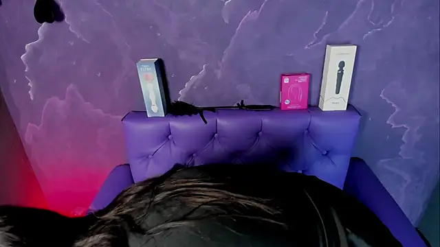 Lili milk20 online show from 10/10/25, 07:46