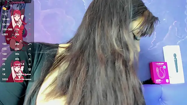 Lili milk20 online show from 11/08/25, 07:01