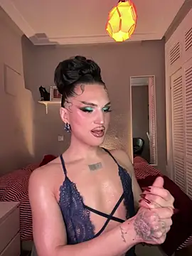 Snapshot of lacattiva chatting on 12/03/25, 08:18 lacattiva online show from 12/03/25, 08:18