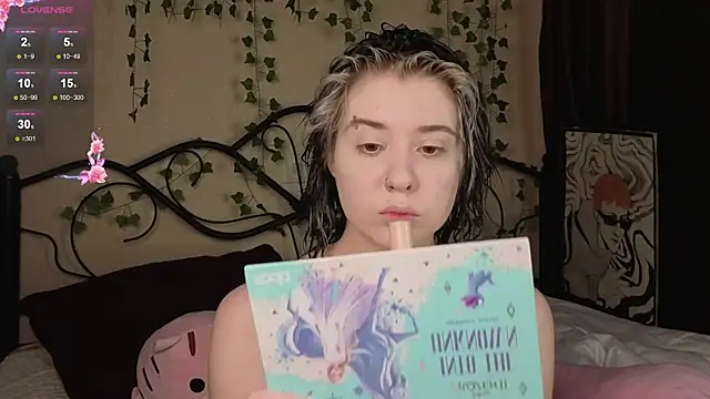 IrisSoCute online show from 12/20/25, 08:43