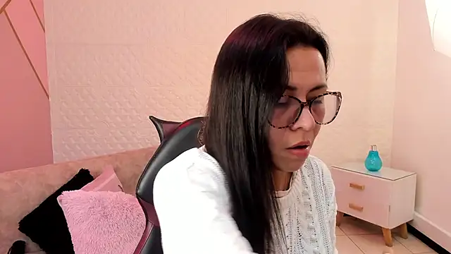 Eva mermaid online show from 10/14/25, 02:07