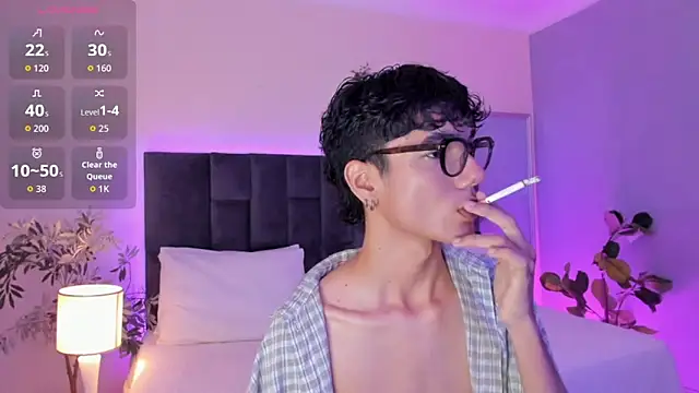 Snapshot of Phillicious__ chatting on 11/21/25, 10:19 Phillicious online show from 11/21/25, 10:19