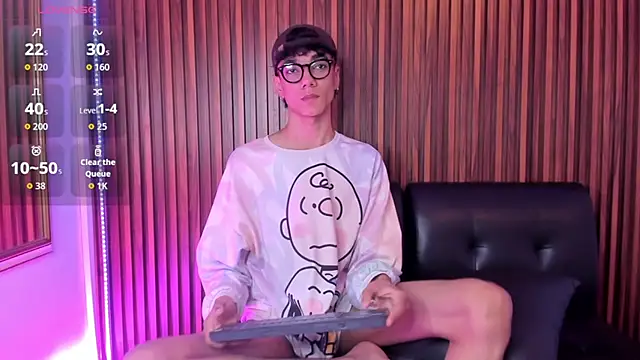 Snapshot of Phillicious__ chatting on 01/15/26, 12:04 Phillicious online show from 01/15/26, 12:04