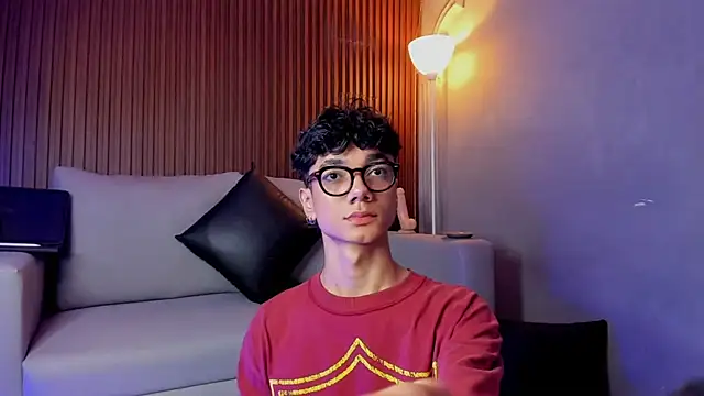 Snapshot of Phillicious__ chatting on 03/31/26, 04:46 Phillicious online show from 03/31/26, 04:46