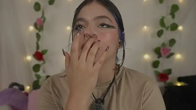 cutee andrea online show from 06/19/26, 02:27