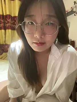 sisi-maiden online show from 04/30/26, 01:06