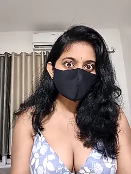 Snapshot of Your-Vedika chatting on 04/17/26, 03:26 Your-Vedika online show from 04/17/26, 03:26