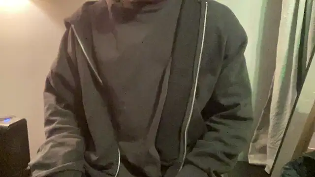 Snapshot of benpav chatting on 12/02/25, 04:51 benpav online show from 12/02/25, 04:51