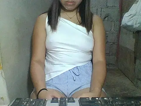 Skinny PinayGirljust18 online show from 06/17/26, 06:53