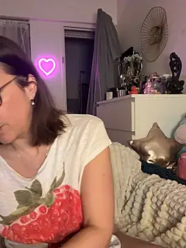 MarahWdsn online show from 06/25/26, 03:38