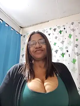 Snapshot of Avannay chatting on 02/27/26, 02:11 Avannay online show from 02/27/26, 02:11